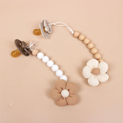 Wooden pacifier clip flowers